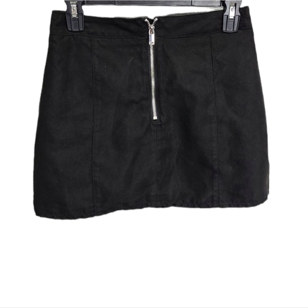 H&M Devided Black Mini Skirt Size 6‎